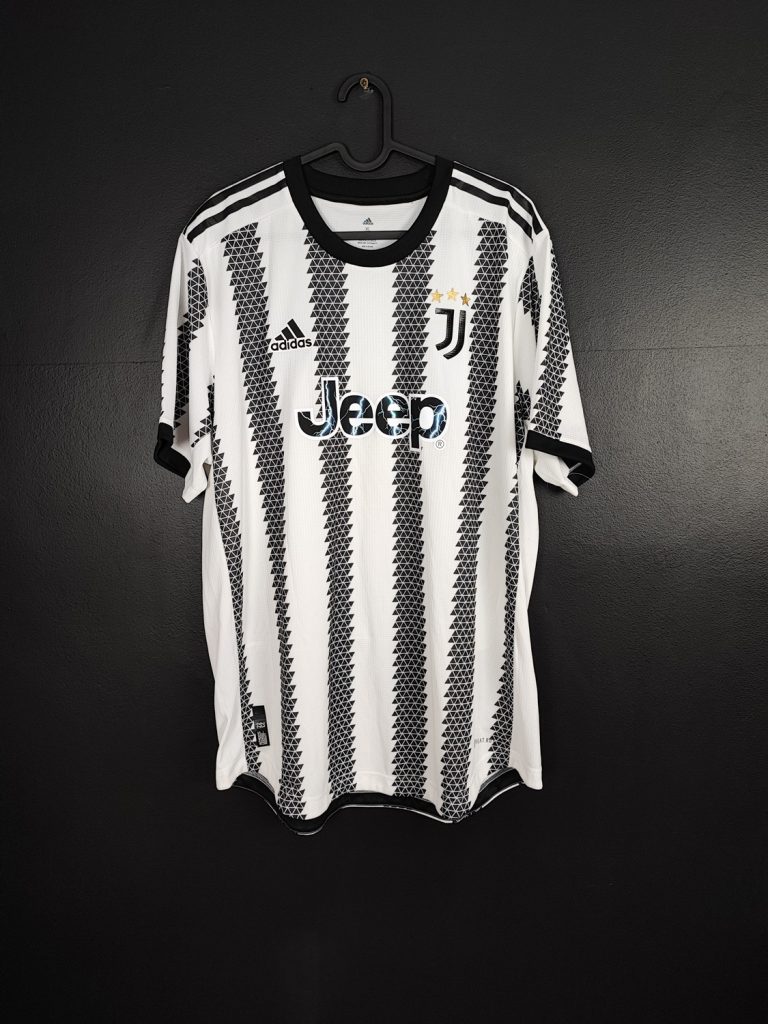 Koszulka piłkarska Juventus 2022/23 Home Adidas [XL] Authentic